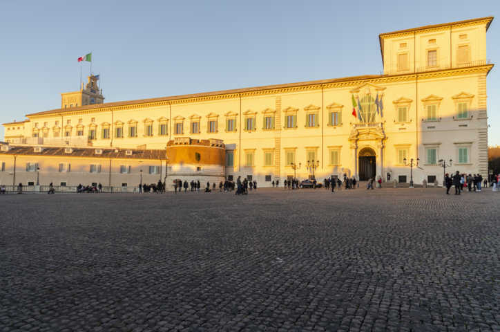 159 - Italia - Roma - plaza Del Quirinale y palacio del Quirinale